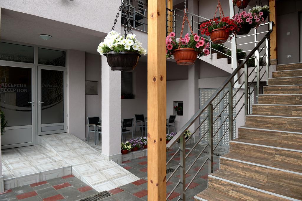 Guesthouse Đokić Leskovac  Extérieur photo