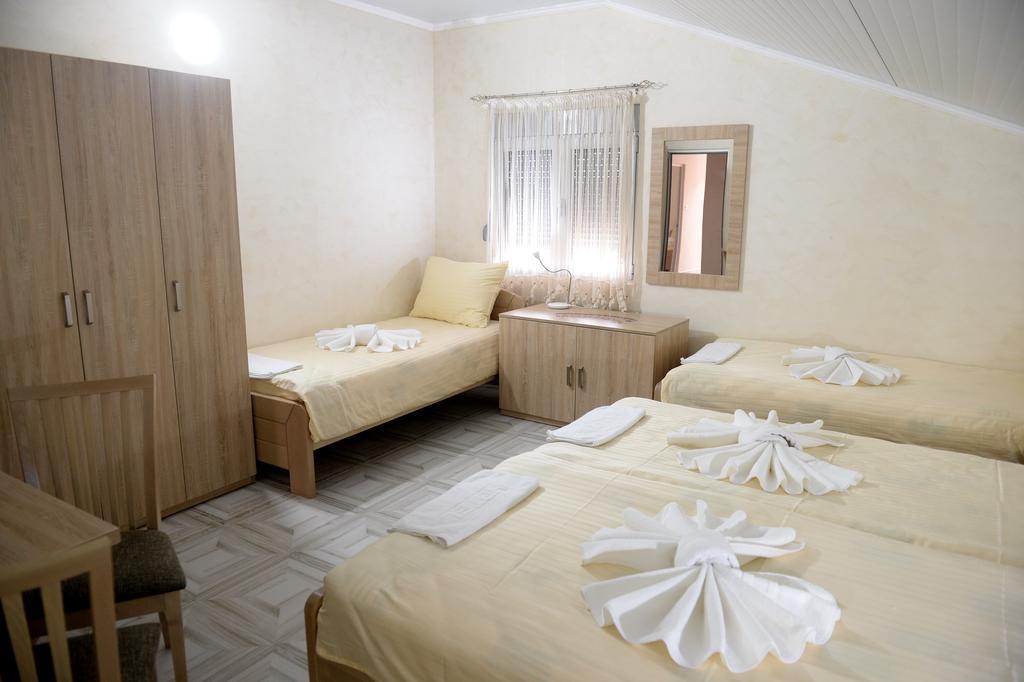 Guesthouse Đokić Leskovac  Extérieur photo
